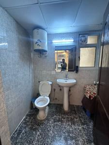 Bathroom Image of 1377 Sq.ft 3 BHK Builder Floor for sale in Aditya White Cottage, Bamheta Village Ghaziabad for Rs. 7995000
