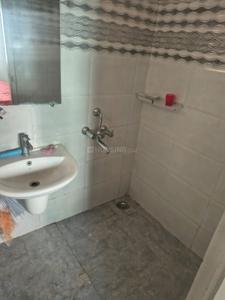 Bathroom Image of 1700 Sq.ft 3 BHK Penthouse for rent in Signature Residency, Kolar Road Bhopal for Rs. 25000