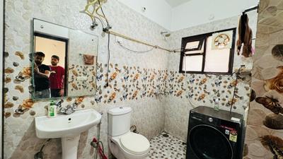 Bathroom Image of 2000 Sq.ft 2 BHK Builder Floor for rent in Channi Himmat Jammu for Rs. 25000