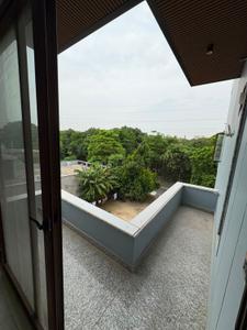 Balcony Image of 3000 Sq.ft 4 BHK Independent House for rent in Sector 72 Noida for Rs. 65000