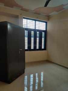 Bedroom Image of 2800 Sq.ft 2 BHK Builder Floor for rent in Sector 105 Noida for Rs. 30000