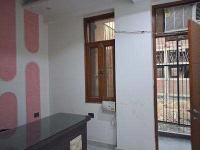 Bedroom Image of 1000 Sq.ft 2 BHK Apartment / Flat for sale in Avenue 1, Sector 73 Noida for Rs. 3350000