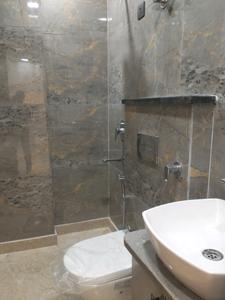Common Bathroom Image of 1200 Sq.ft 3 BHK Builder Floor for sale in Vikaspuri New Delhi for Rs. 16500000