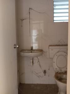Common Bathroom Image of 900 Sq.ft 3 BHK Apartment / Flat for sale in Shapoorji Pallonji Shukhobrishti, New Town Kolkata for Rs. 6500000