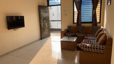 Living Room Image of 1000 Sq.ft 2 BHK Apartment / Flat for rent in Shekhar Planet, Vijay Nagar Indore for Rs. 30000