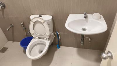 Image of 1350 Sq.ft 2.5 BHK Apartment / Flat for sale in Adani The Meadows, Shantigram, Ahmedabad for Rs. 8200000