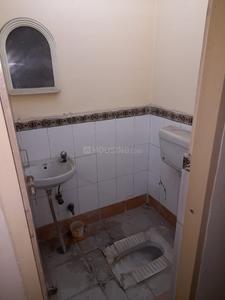 Bathroom Image of 1700 Sq.ft 3.5 BHK Apartment / Flat for rent in Purvanchal Group Mecon Apartments, Sector 62 Noida for Rs. 35000