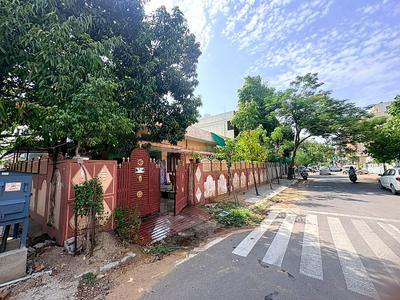 Image of 1200 Sq.ft 4 BHK Independent House for sale in Shastri Nagar, Jaipur for Rs. 55000000