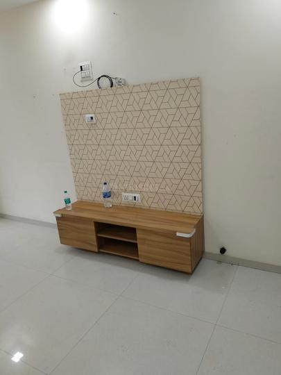 Unique Poonam Estate Cluster 2 Main Image 1