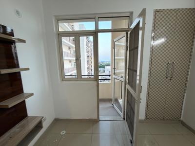 Bedroom Image of 1129 Sq.ft 3 BHK Builder Floor for sale in UCHDPL Wave Executive Floors G, Wave City Ghaziabad for Rs. 10500000