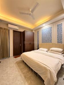 Bedroom Image of 904 Sq.ft 2 BHK Builder Floor for rent in Rajouri Garden New Delhi for Rs. 37000