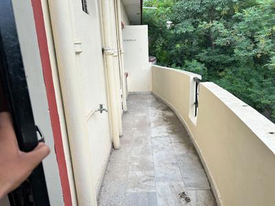 Balcony Image of 1200 Sq.ft 2 BHK Builder Floor for rent in Uppal Southend, Sector 49 Gurgaon for Rs. 32000