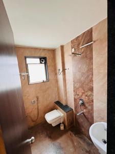 Bathroom Image of 1800 Sq.ft 3 BHK Apartment / Flat for rent in Gangapur Nashik for Rs. 32000