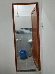 Bathroom Image of 160 Sq.ft 1 BHK Independent House for rent in George Town Allahabad for Rs. 11000