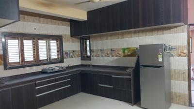Naroli Kitchen 1