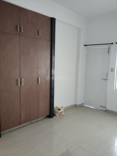 Vatsala Paradise Bedroom 1