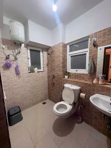 Bathroom Image of 914 Sq.ft 2 BHK Apartment / Flat for rent in The 3C Lotus Zing, Sector 168 Noida for Rs. 32000