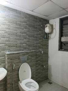 Common Bathroom Image of 950 Sq.ft 2 BHK Apartment / Flat for sale in Lodha Palava UNO H To O, Palava Phase 2 Thane for Rs. 6000000