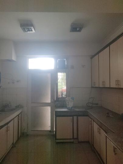 Gaur Grandeur, Sector 119 Main Image 1