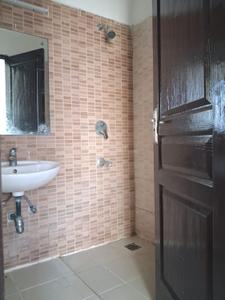 Bathroom Image of 1215 Sq.ft 2 BHK Apartment / Flat for rent in The 3C Lotus Zing, Sector 168 Noida for Rs. 26000