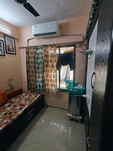 Bedroom Image of 325 Sq.ft 1 BHK Apartment / Flat for sale in Borivali East Mumbai for Rs. 7000000