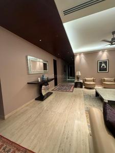 Bedroom Image of 5400 Sq.ft 5 BHK Builder Floor for rent in Greater Kailash II New Delhi for Rs. 1100000