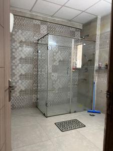Bathroom Image of 4874 Sq.ft 4 BHK Apartment / Flat for rent in Parx Laureate, Sector 108 Noida for Rs. 150000
