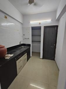 Kitchen Image of 850 Sq.ft 1.5 BHK Apartment / Flat for rent in Ghatlodiya Ahmedabad for Rs. 15000