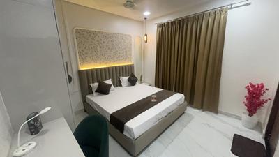 1 BHK Flat