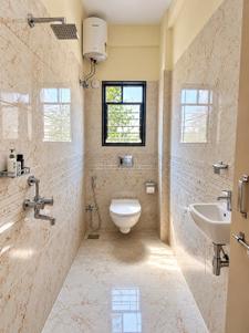 Bathroom Image of 520 Sq.ft 1 BHK Apartment / Flat for rent in Wadgaon Sheri Pune for Rs. 28000