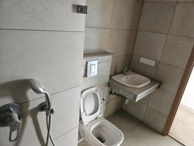 Image of 2000 Sq.ft 3 BHK Apartment / Flat for rent in Tata Gurgaon Gateway, Sector 112, Gurgaon for Rs. 65000