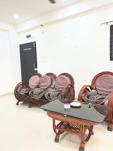 Hall Image of 1200 Sq.ft 2 BHK Apartment / Flat for rent in Sopan Platinum Plaza, Pipliyahana Indore for Rs. 20000