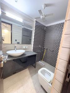 Bathroom Image of 1600 Sq.ft 3 BHK Builder Floor for sale in Surajmal Vihar New Delhi for Rs. 30000000
