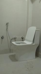 Bathroom Image of 450 Sq.ft 1 BHK Builder Floor for rent in Kalkaji New Delhi for Rs. 19000