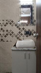 Bathroom Image of 400 Sq.ft 1 RK Builder Floor for rent in Sector 15 Gurgaon for Rs. 18000