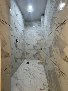 Bathroom Image of 600 Sq.ft 2 BHK Builder Floor for sale in Dwarka Mor New Delhi for Rs. 2951000