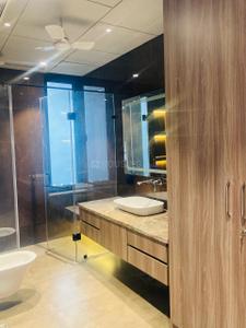 Bathroom Image of 4500 Sq.ft 4 BHK Builder Floor for sale in DLF City Phase 1, DLF Phase 1 Gurgaon for Rs. 62500000