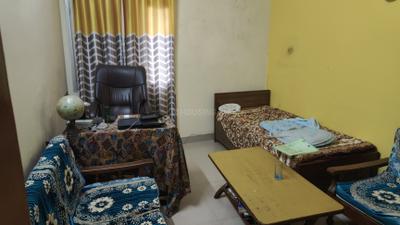 Living Room Image of 1000 Sq.ft 2 BHK Apartment / Flat for sale in Sector 25 Noida for Rs. 12500000