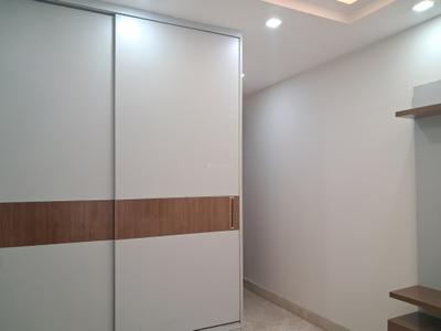Bedroom Image of 1350 Sq.ft 3 BHK Builder Floor for sale in DDA Mig Flats, Paschim Vihar New Delhi for Rs. 26500000