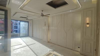 Living Room Image of 1800 Sq.ft 3 BHK Builder Floor for sale in Chittaranjan Park New Delhi for Rs. 63000000