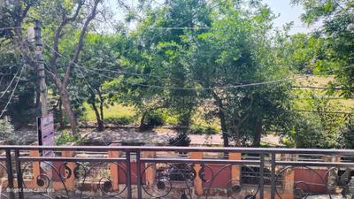 Balcony Image of 700 Sq.ft 1 BHK Builder Floor for rent in Gomti Nagar Lucknow for Rs. 16000
