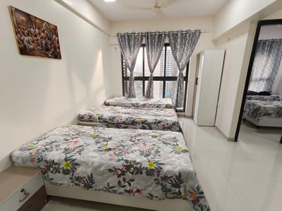 Bedroom Image of Dinesh PG in Kandivali East, Mumbai