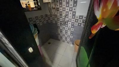 Bathroom Image of 585 Sq.ft 1 BHK Apartment / Flat for sale in Vijay Park, Kasarvadavali Thane for Rs. 5800000