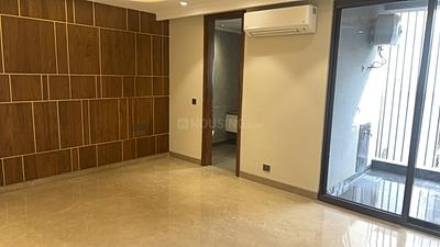 Bedroom Image of 2700 Sq.ft 4 BHK Builder Floor for sale in Kailash Colony New Delhi for Rs. 90000000