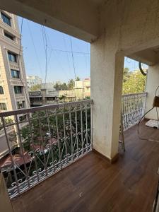Balcony Image of 1000 Sq.ft 2 BHK Apartment / Flat for rent in Dhaval Ganga, Bandra West Mumbai for Rs. 155000