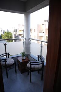 Balcony Image of RJ LIFESPACE Corporate Stay in Baner, Pune