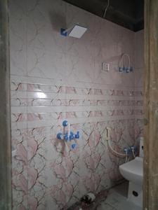 Common Bathroom Image of 1050 Sq.ft 2 BHK Apartment / Flat for sale in Sector 49 Noida for Rs. 4000001
