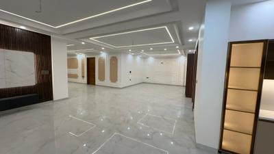 Living Room Image of 4000 Sq.ft 4.5 BHK Builder Floor for sale in Sector 36 Faridabad for Rs. 38500000