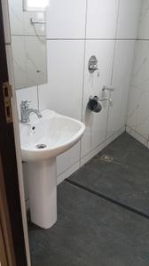Image of 3299 Sq.ft 4 BHK Apartment / Flat for rent in Dasnac Burj, Sector 75, Noida for Rs. 100000
