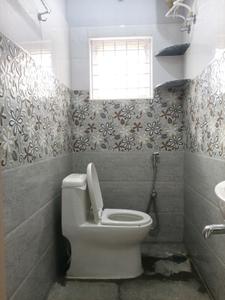 Common Bathroom Image of 564 Sq.ft 1 BHK Apartment / Flat for rent in Mahadevapura Bengaluru for Rs. 23750